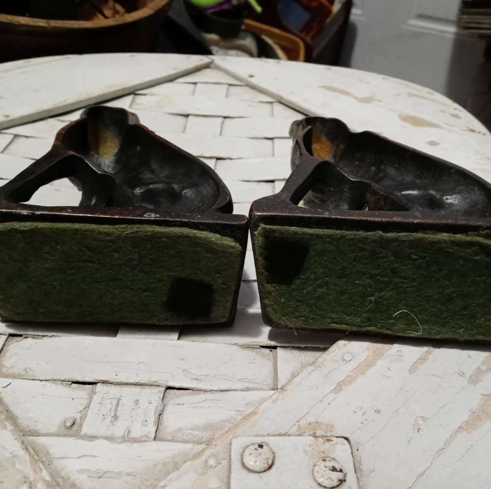 ๐ฆ
๐ANTIQUE PAIR OF GERMAN DOGS๐ ๐ ๐ทRARE๐ถFIRE๐ฅSALES!! ๐ฆฎ ๐โ๐ฆบ ๐ฉ ๐ - Picture 9 of 16